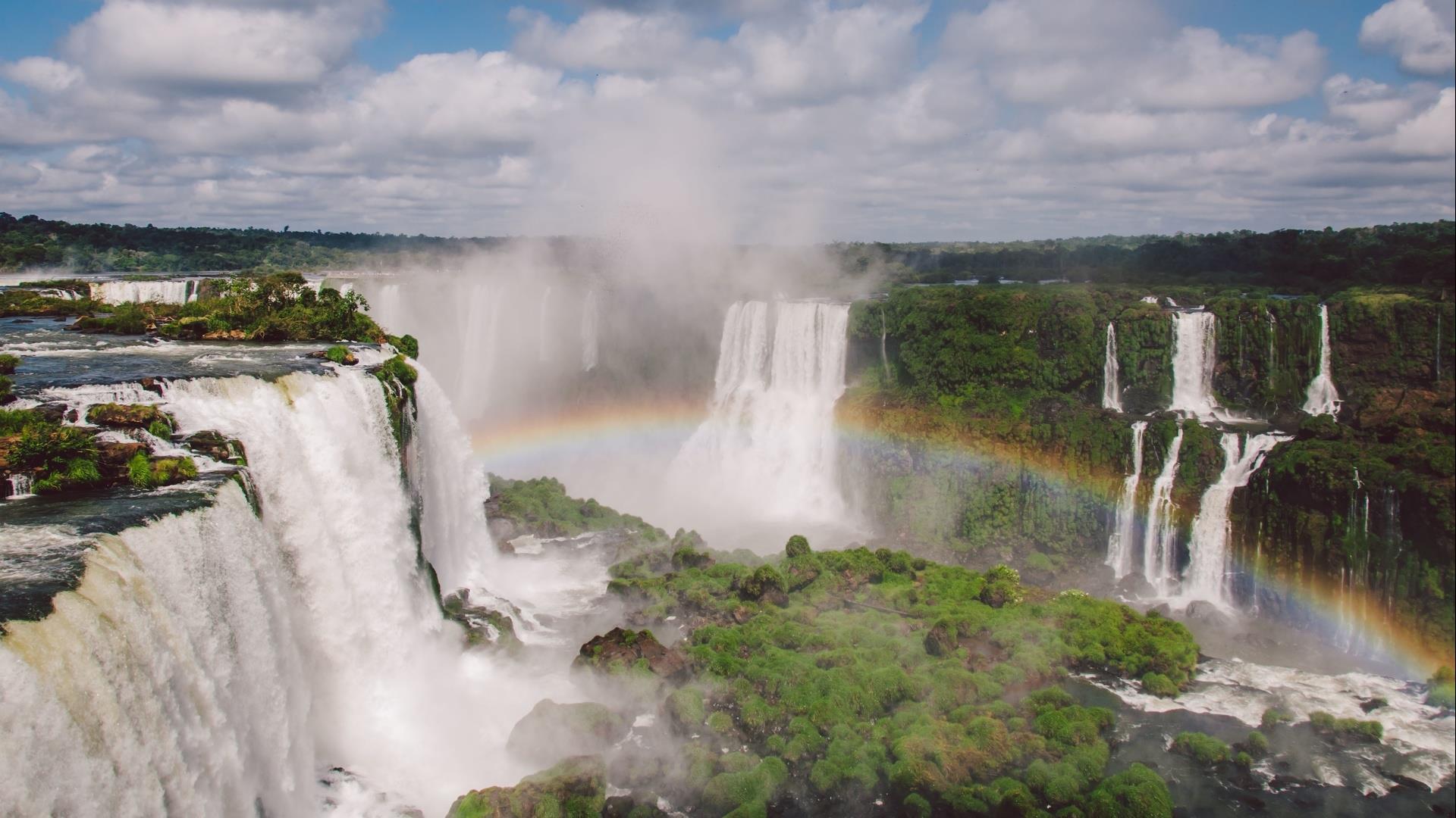 Foz do Iguaçu in Brazil and Argentina / Nature lover's paradise